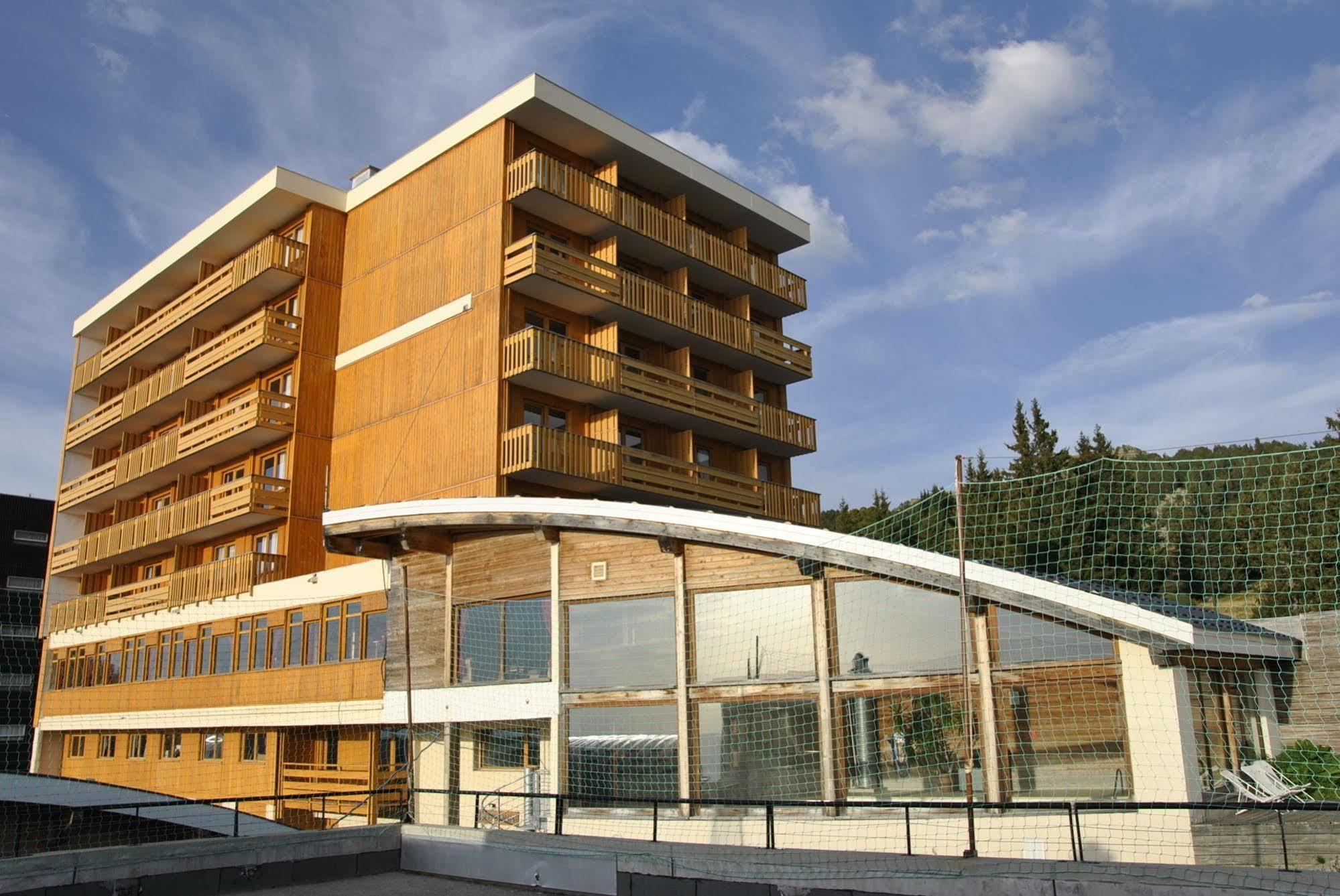 La Berangere Aparthotel Шамрус Екстериор снимка