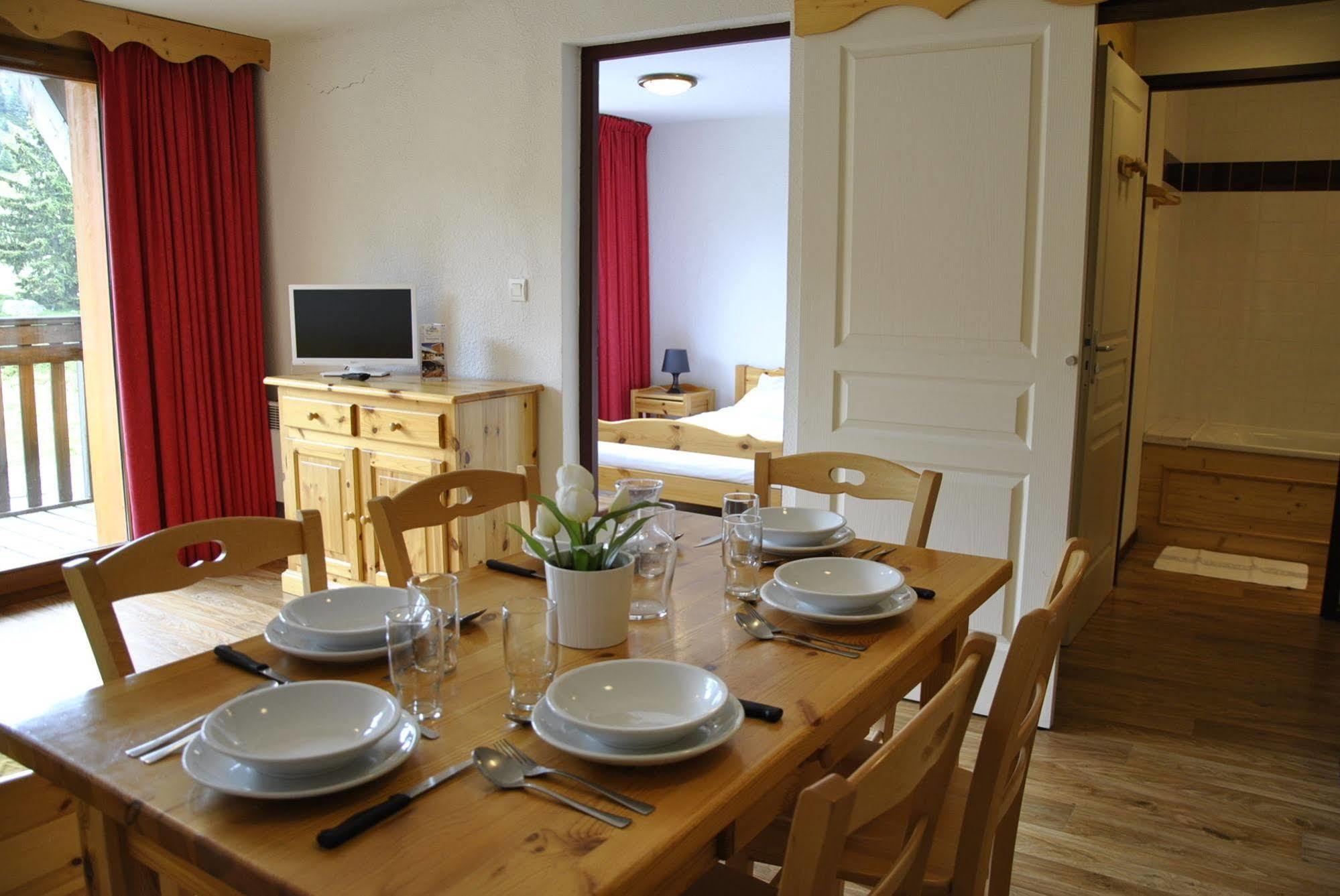 La Berangere Aparthotel Шамрус Екстериор снимка